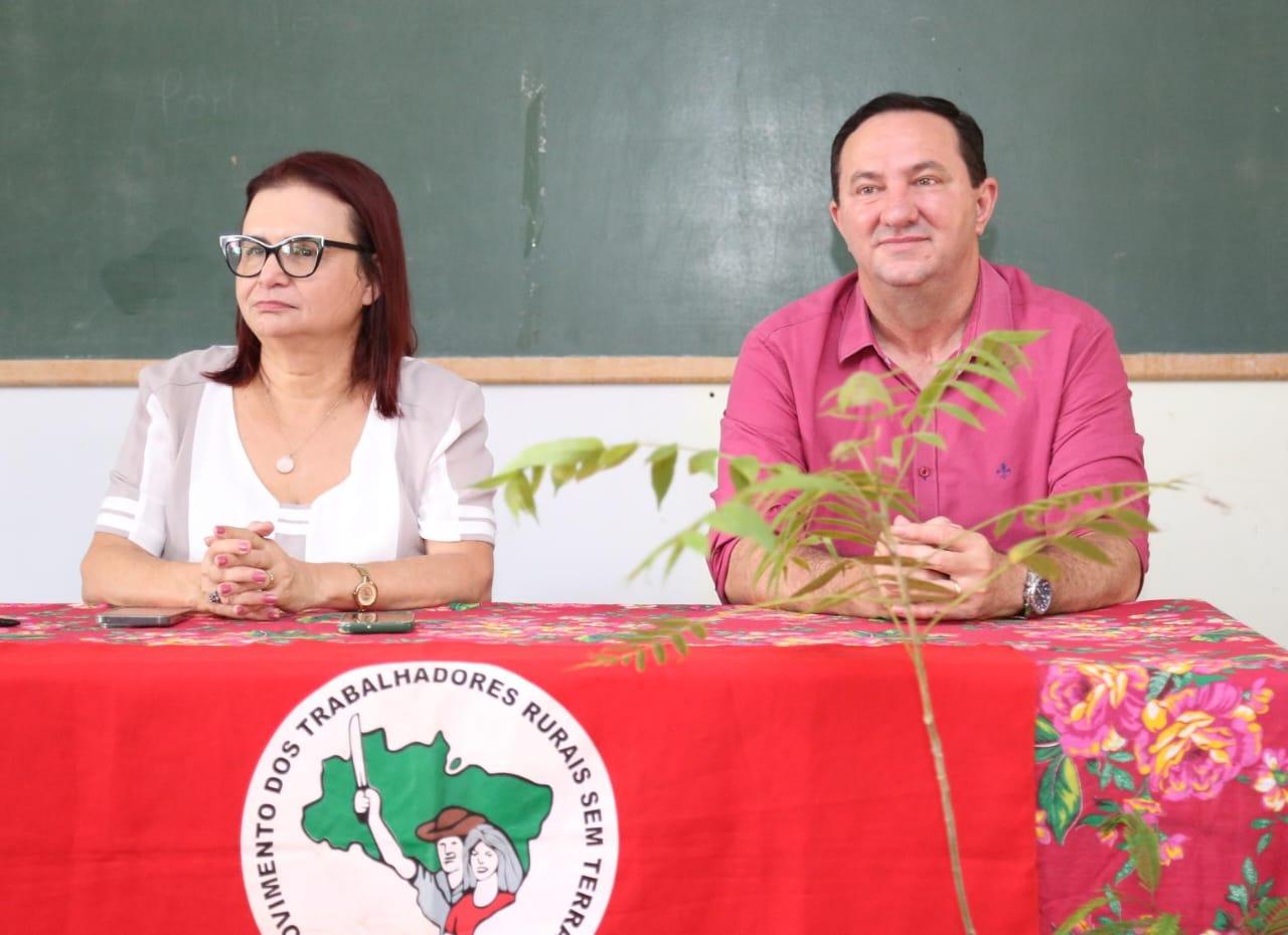Barranco participa de encontro estadual do MST em Várzea Grande
