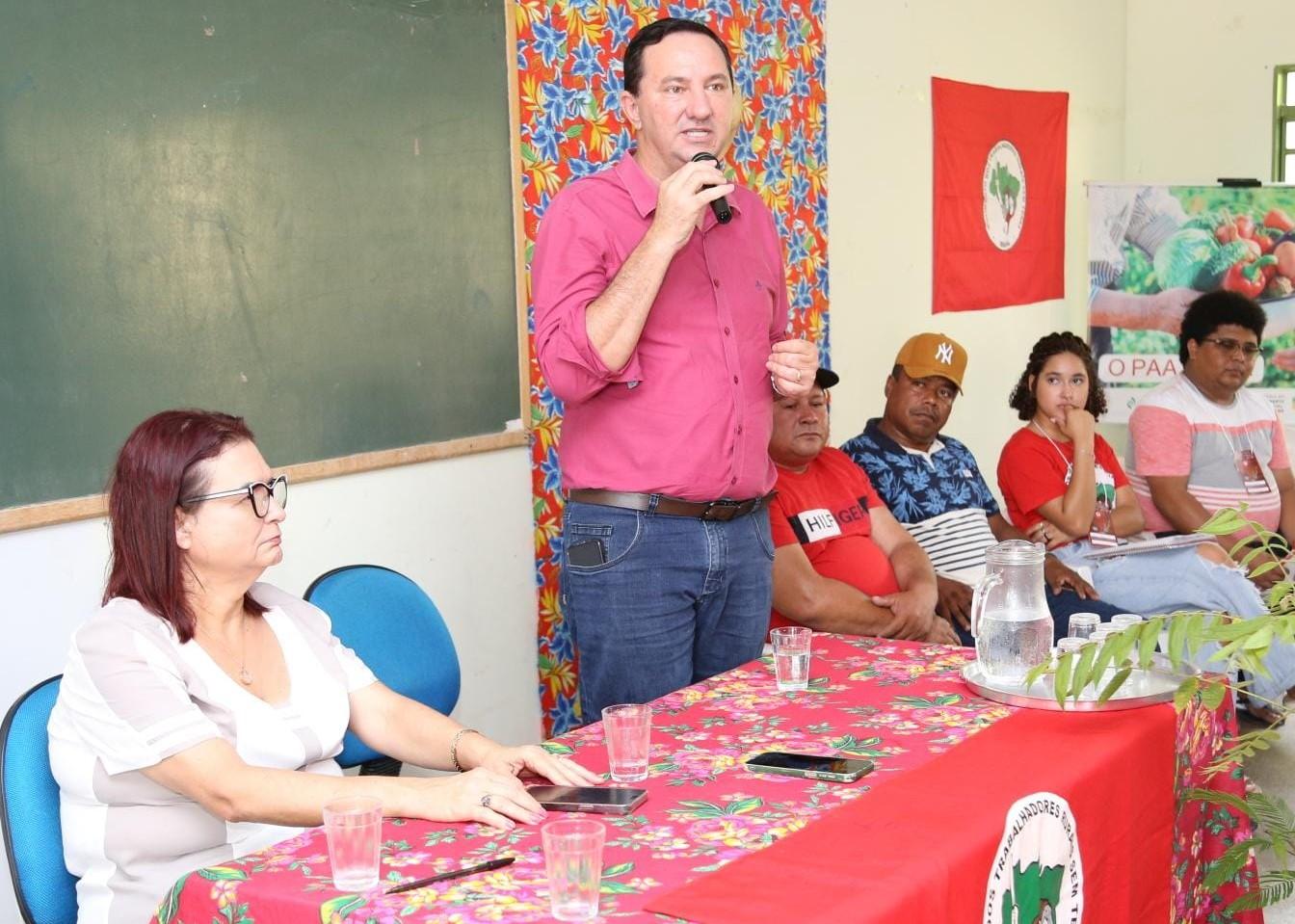 Barranco participa de encontro estadual do MST em Várzea Grande