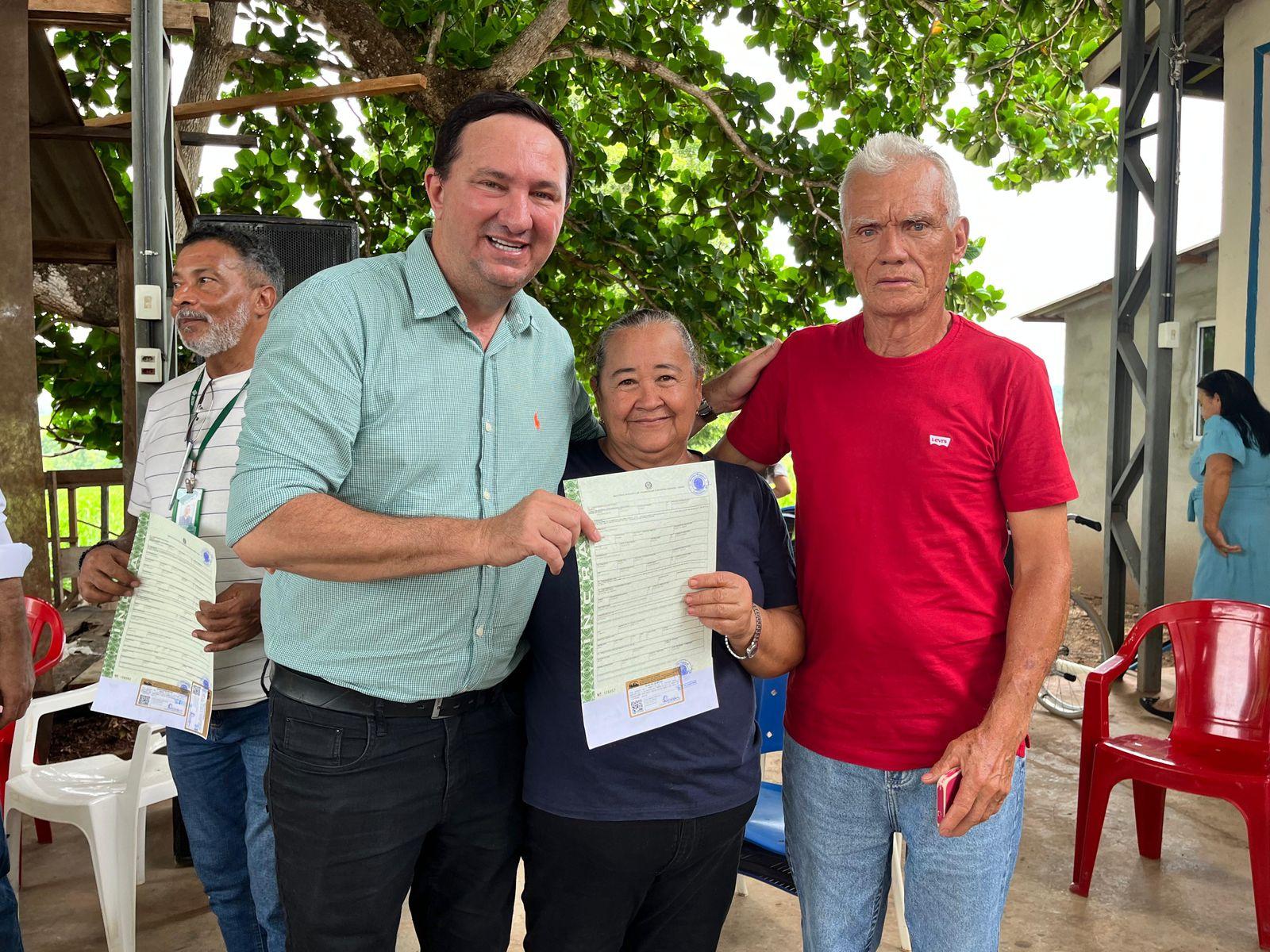 Retrospectiva 2024: Deputado Valdir Barranco celebra entrega de mais de 1.500 títulos rurais e reforça luta por dignidade no campo