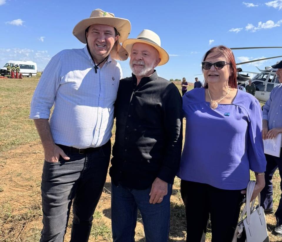 Ao lado do presidente Lula, deputado Valdir Barranco participa do lançamento do programa Solo Vivo em Mato Grosso