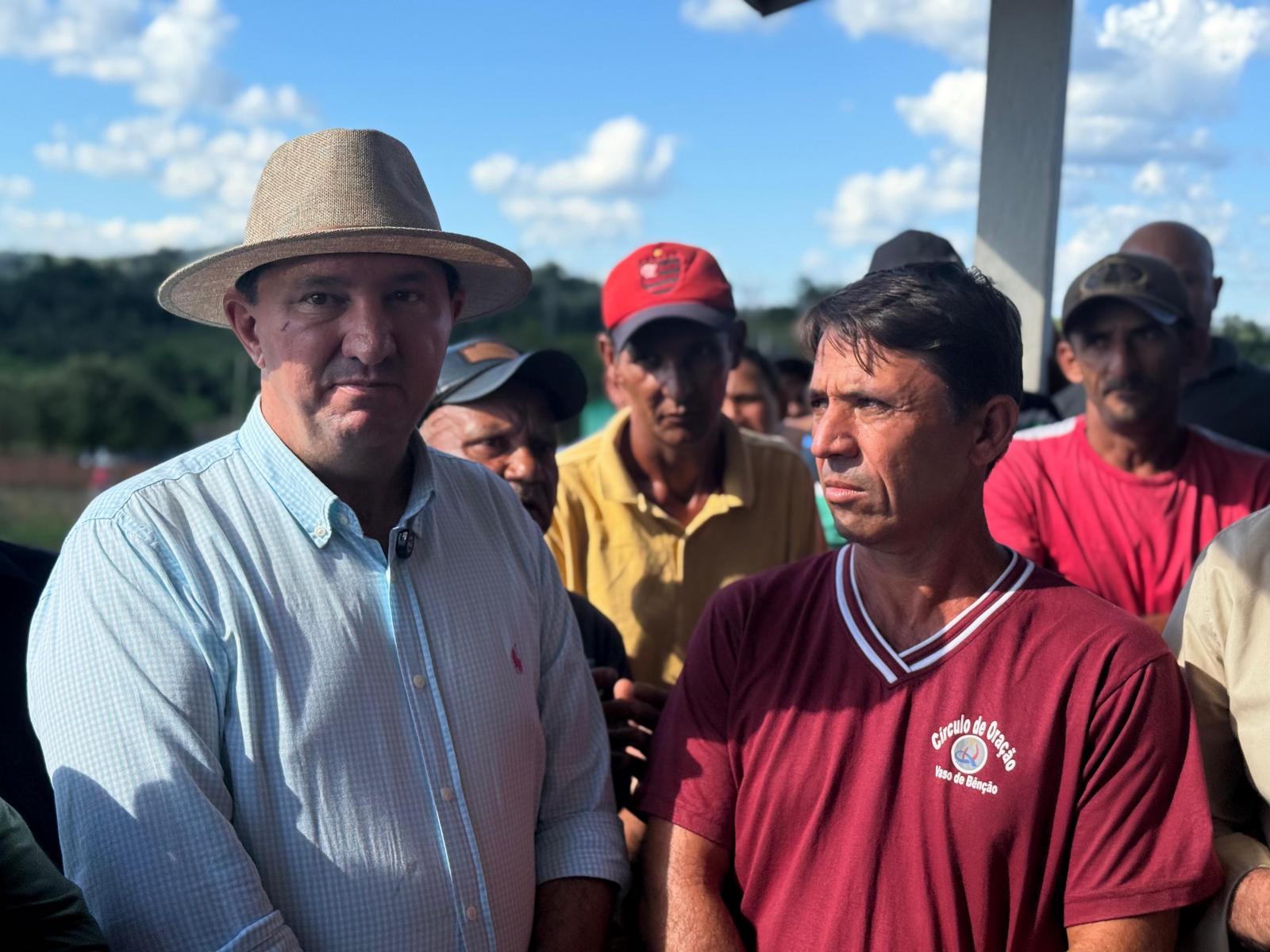 Deputado Valdir Barranco fortalece luta pela terra, educação e serviço público em visita a Colniza
