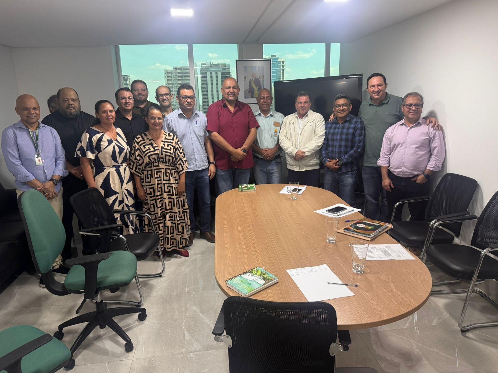 Barranco participa de reuniões com presidente do Incra, Fetagri, MST e IFMT em Cuiabá