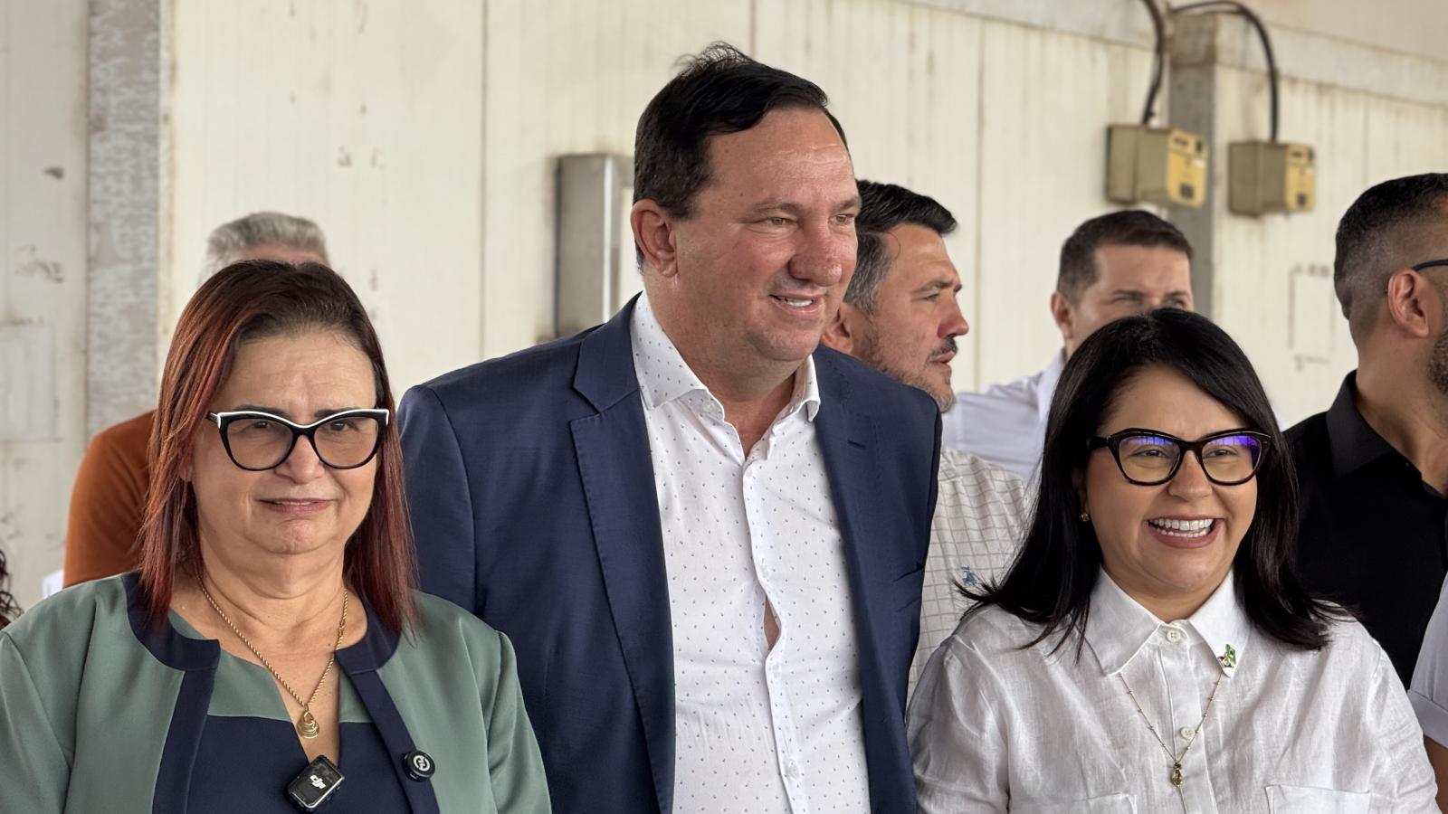 Deputado Barranco realiza entrega de máquinas e equipamentos agrícolas para municípios de Mato Grosso