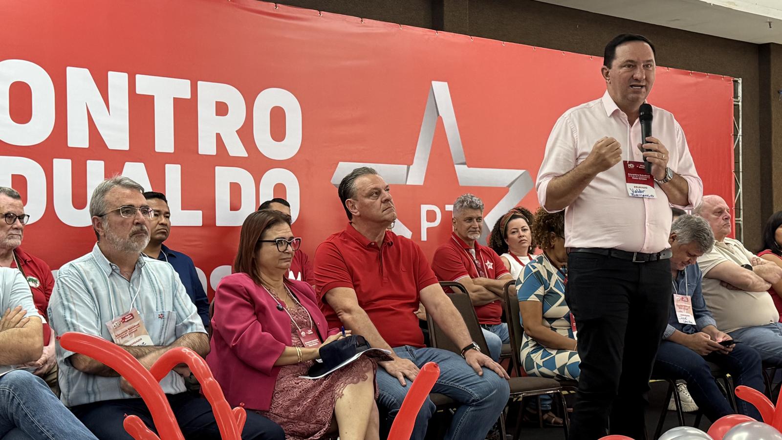 Deputado Valdir Barranco reafirma luta popular no Encontro Estadual do PT em Cuiabá