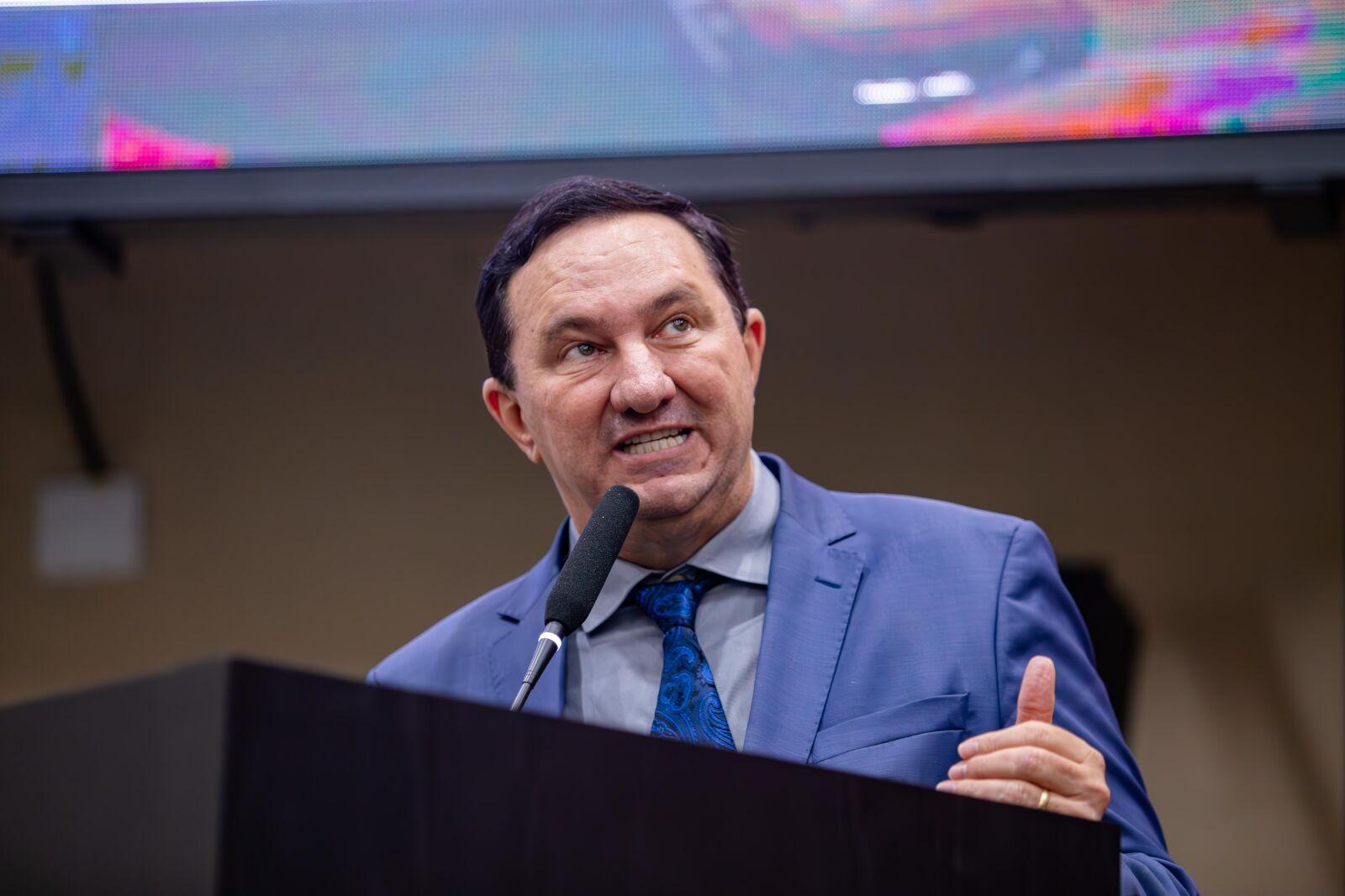 Barranco cobra esclarecimentos do TCE sobre suspensão de empréstimos consignados dos servidores públicos