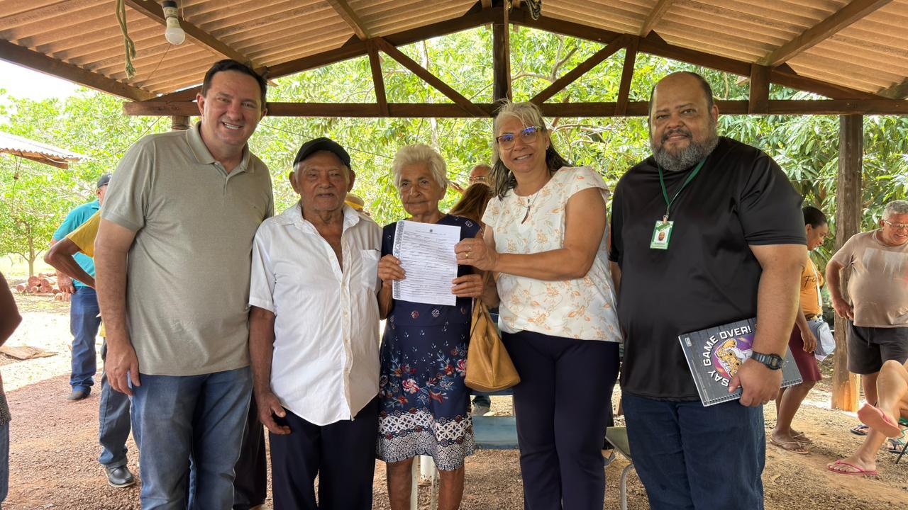 Barranco celebra entrega de 62 títulos rurais e destaca avanço histórico na regularização fundiária em Rosário Oeste