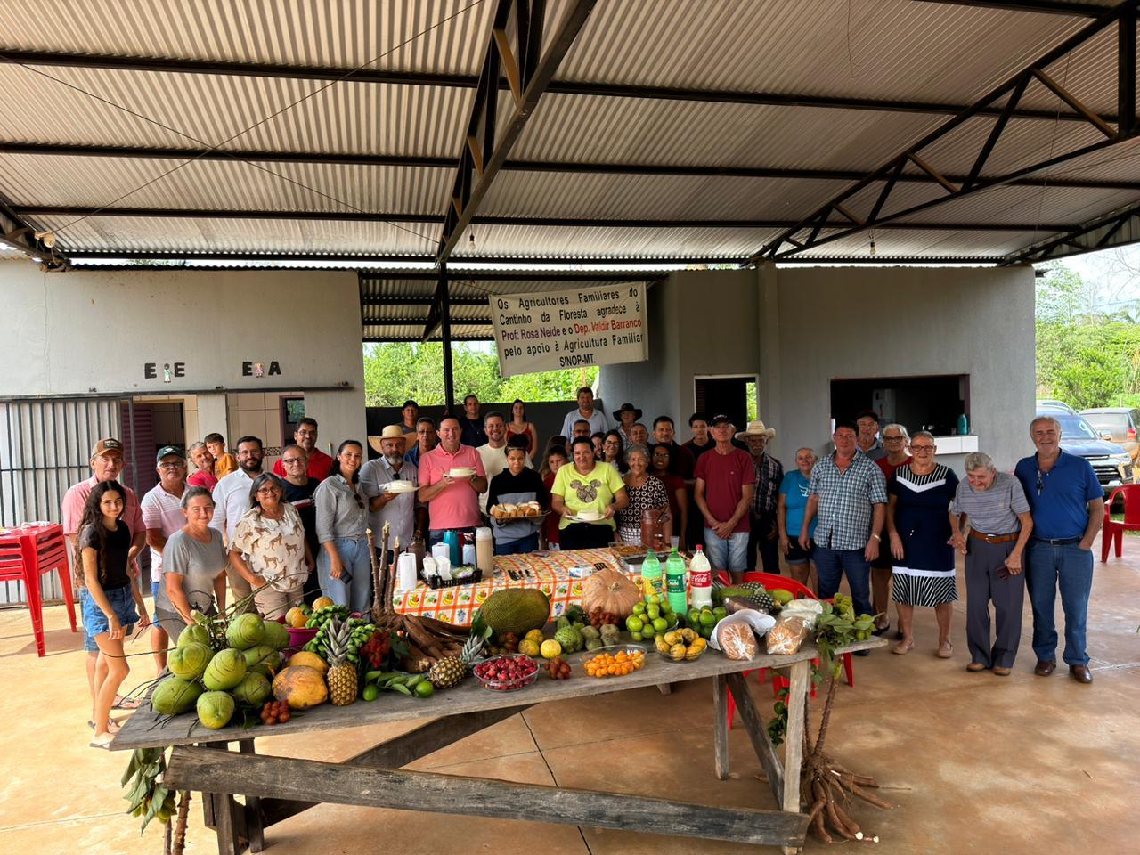 Deputado Barranco reforça compromisso com a agricultura familiar e a organização popular em Sinop