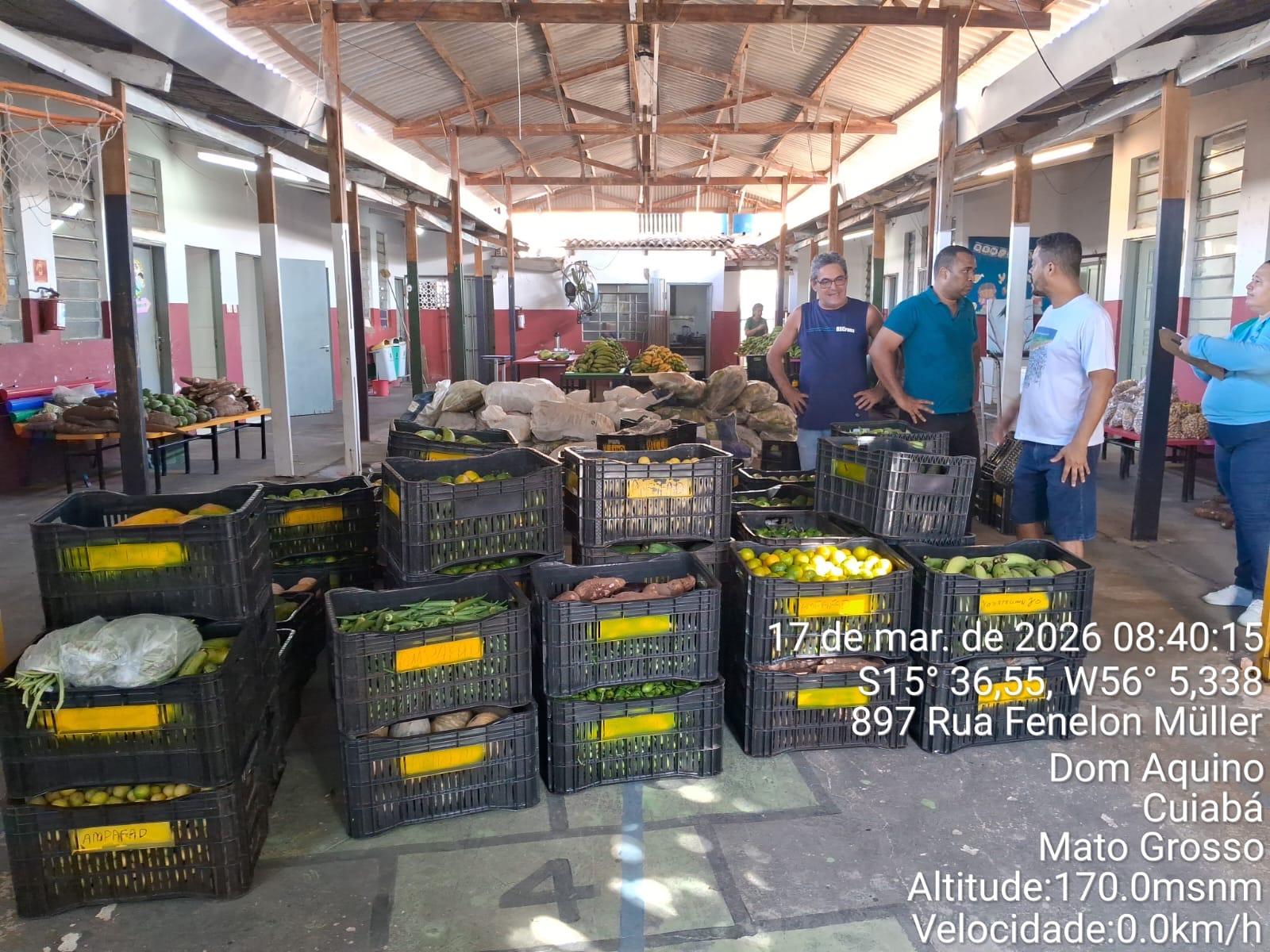 Deputado Valdir Barranco fortalece agricultura familiar com apoio à entrega de alimentos em Cuiabá e Várzea Grande