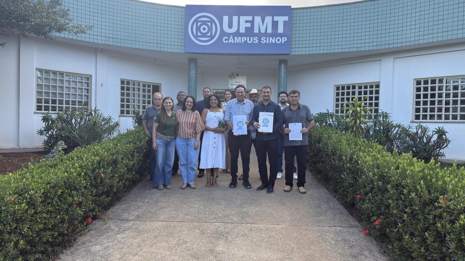 Barranco reforça compromisso com a agricultura familiar, trabalhadores, ciência e educação pública em agendas em Sinop Barranco reforça compromisso com a agricultura familiar, trabalhadores, ciência e educação pública em agendas em Sinop