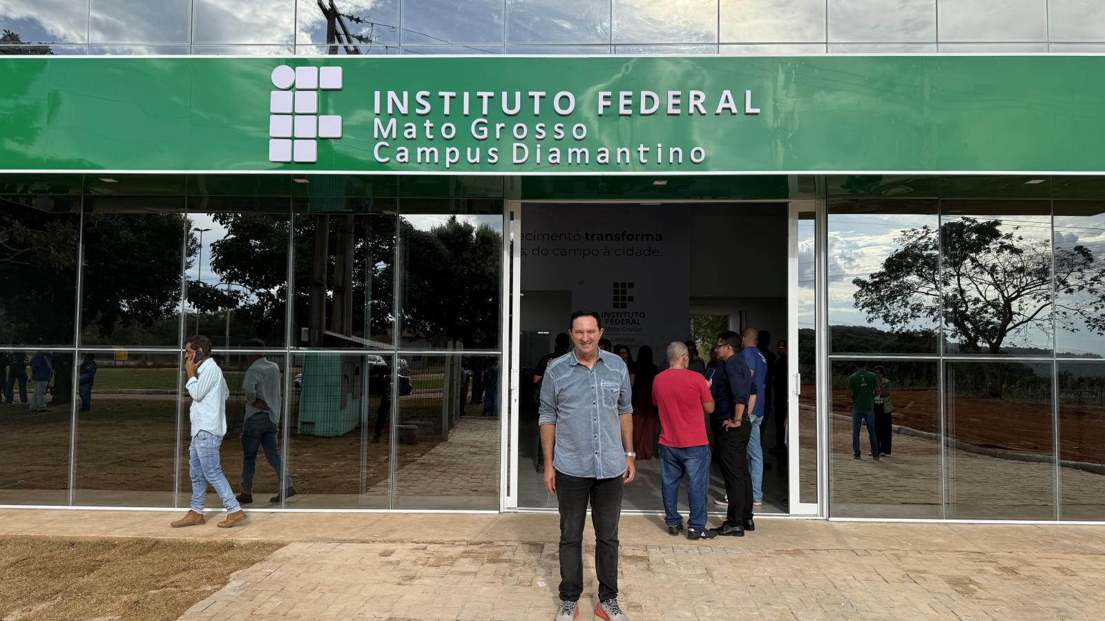 Deputado Valdir Barranco participa da inauguração do bloco de Agronomia do IFMT de Diamantino e destaca avanços na educação