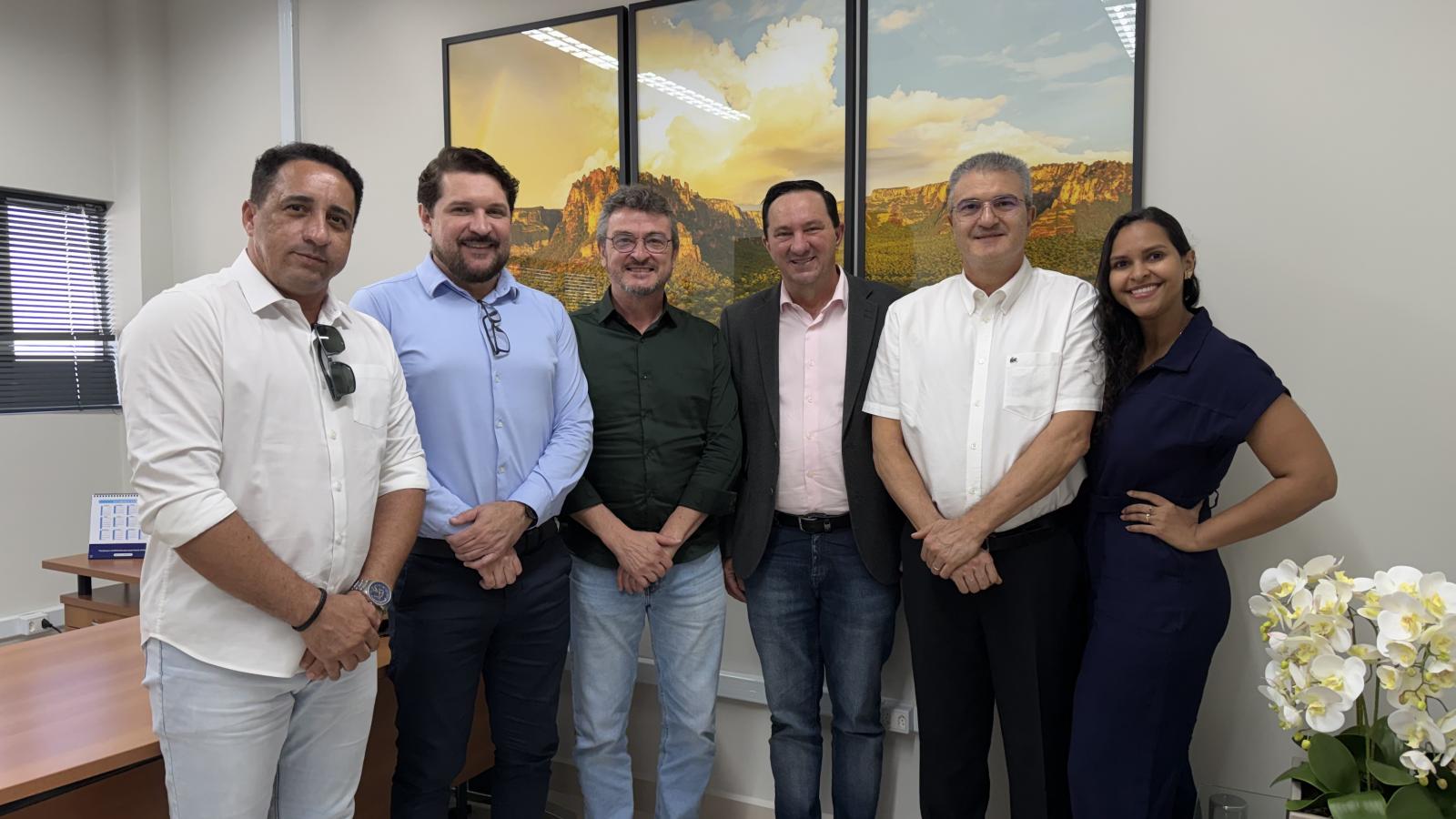 Deputado Valdir Barranco apresenta denúncias sobre educação ao Ministério Público de Mato Grosso