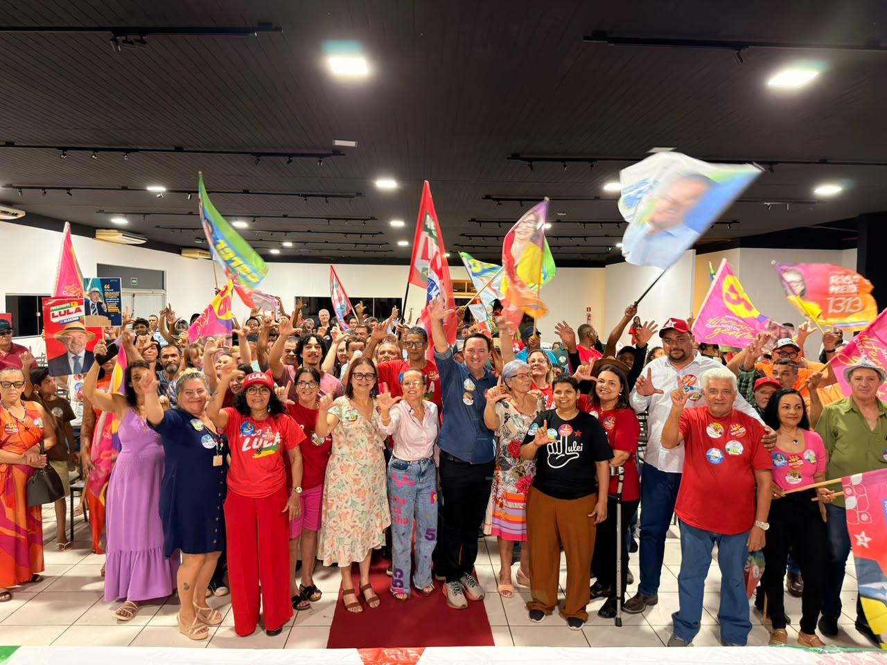 Dupla do Lula em Mato Grosso, Barranco 13123 e Rosa Neide 1313 passam por 14 municípios em sete dias de agenda pelo Nortão